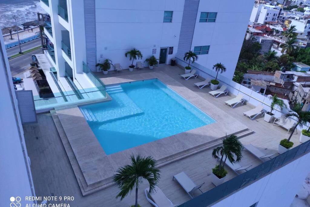 Condominio Torre Eme Frente Al Malecon Vista A La Ciudad Con Alberca Y Algo Al Mar Gimnacio Mazatlán Exterior foto