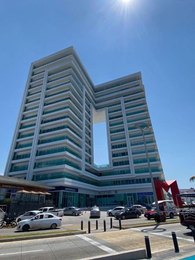 Condominio Torre Eme Frente Al Malecon Vista A La Ciudad Con Alberca Y Algo Al Mar Gimnacio Mazatlán Exterior foto